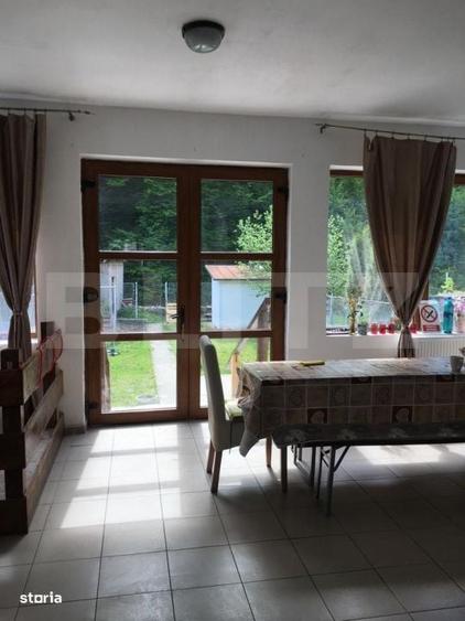 Casă cu 4 camere în Central
