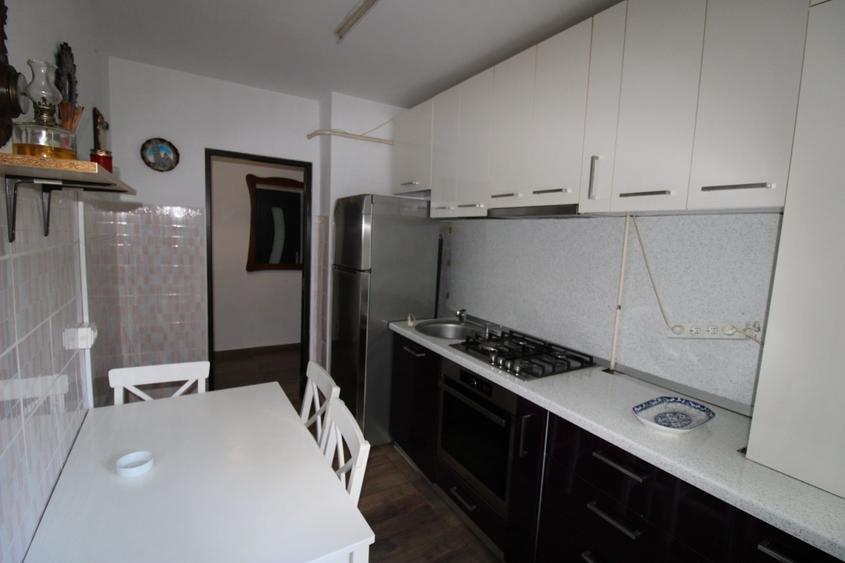 Apartament cu 2 camere decomandat în Ultracentral