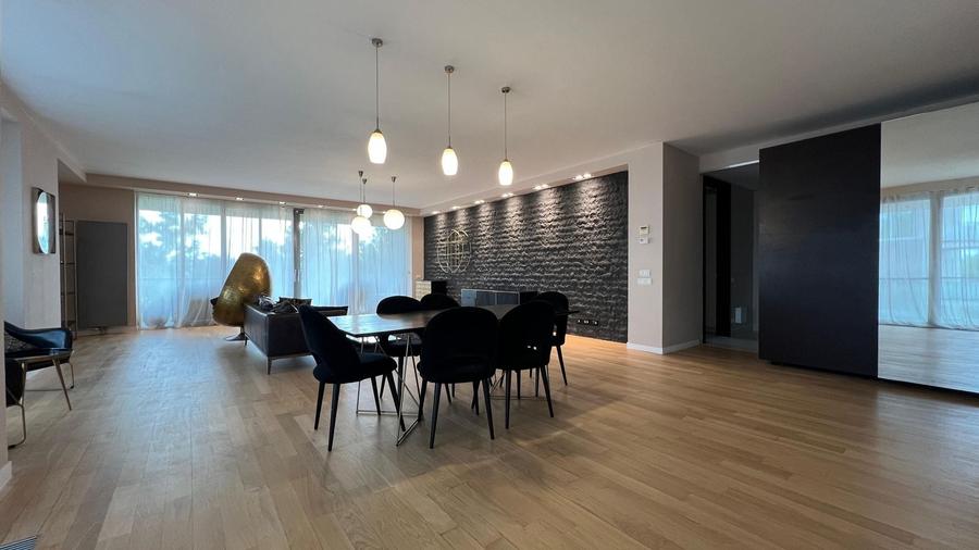 Penthouse 4 camere |  vedere catre lac | piscina privata si salata de fitness - 1