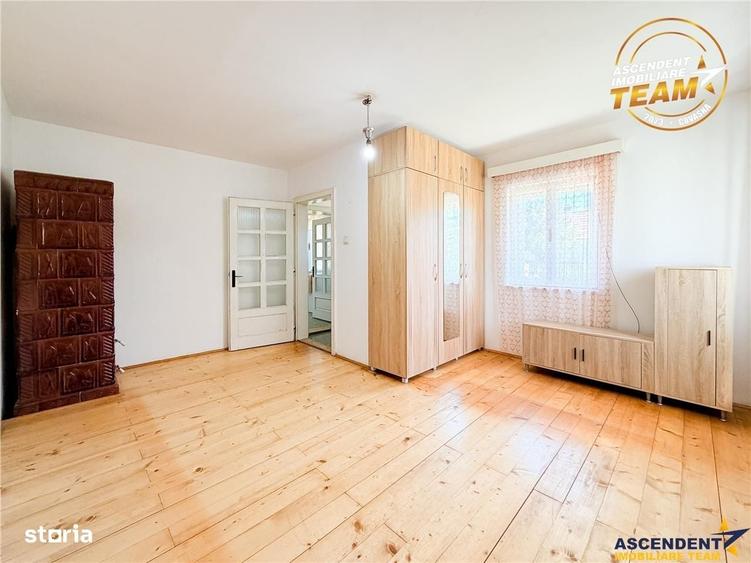Casă cu 4 camere în Araci
