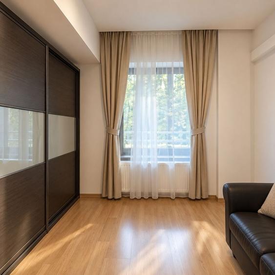 Apartament cu 3 camere decomandat, mobilat în Herăstrău