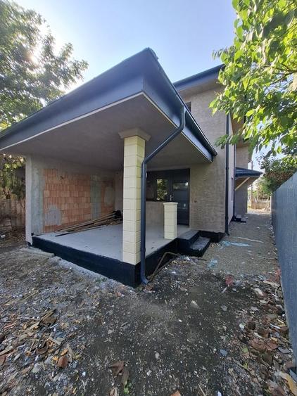 Casă cu 4 camere în Valea Călugărească