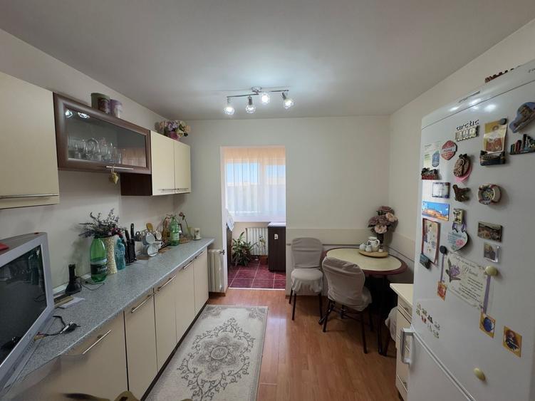 Apartament cu 2 camere semidecomandat, mobilat în Inel I