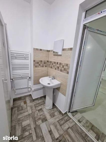 Spațiu comercial, de 100 mp, în Bariera Vâlcii