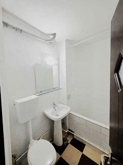 Apartament cu 2 camere semidecomandat, mobilat în Brazda lui Novac
