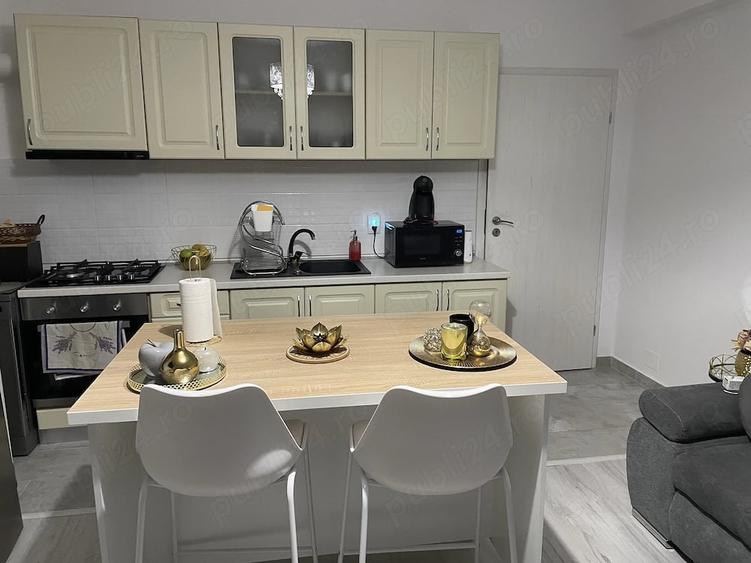 Apartament cu 3 camere decomandat în Chiajna