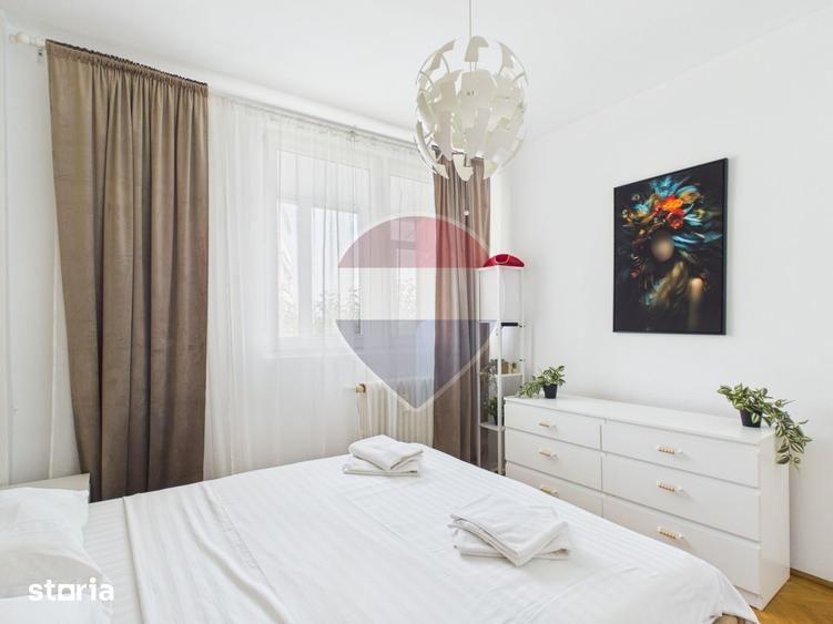 Apartament cu 3 camere în Tei
