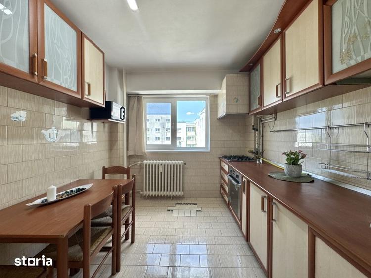 Apartament cu 2 camere semidecomandat, mobilat în Colentina