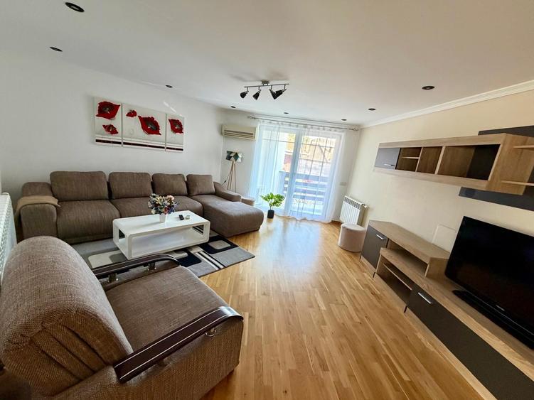 Apartament 2 camere de închiriat | Centru | 70 mp | Terasă 20 mp - 2