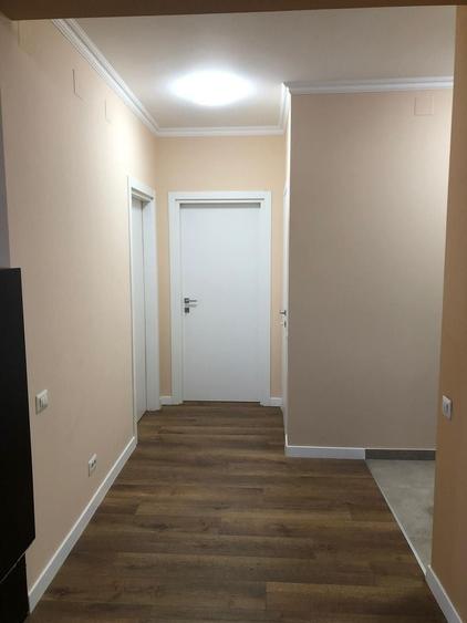 Apartament cu 3 camere, mobilat în Nord-Est