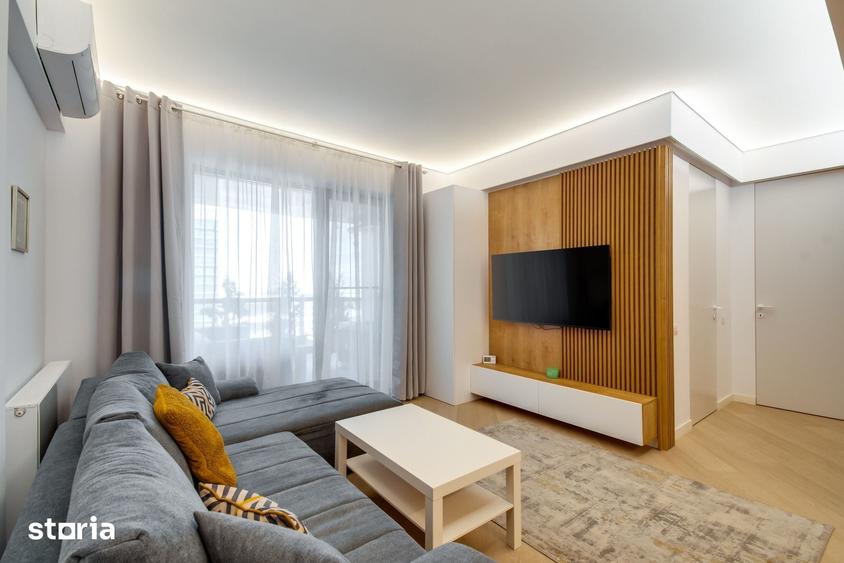 Apartament cu 3 camere decomandat în Sud
