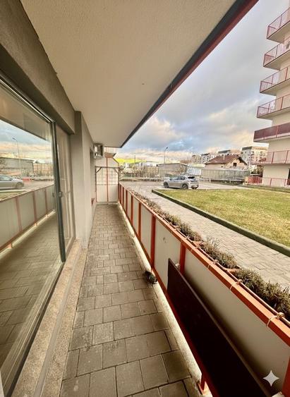 Apartament cu 2 camere semidecomandat în Florești
