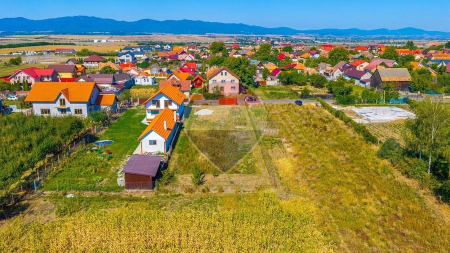 Teren Construcții intravilan de 1200 mp, în Feldioara