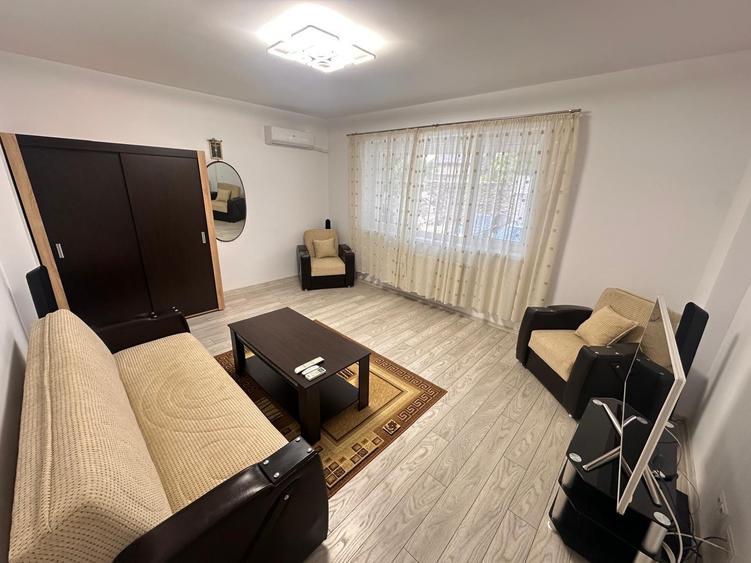 Apartament cu 2 camere decomandat, mobilat în Prelungirea Ghencea