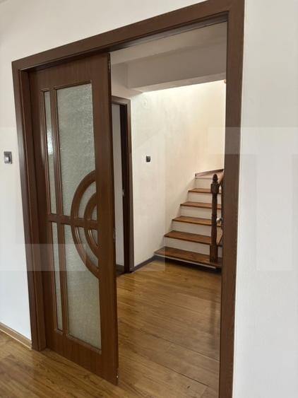 Casă individuală cu 4 camere cu Teren 508 Mp în Exterior Vest