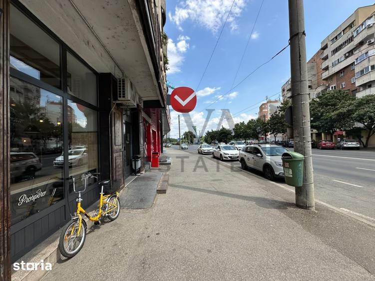 Apartament cu 4 camere decomandat în Telegrafului