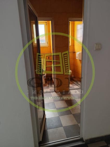 Birou, de 35 mp, în Terezian