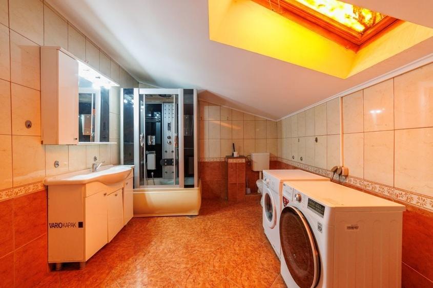Casă individuală cu 9 camere cu Canalizare în Găvana 2