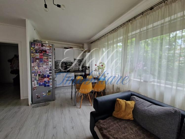 Apartament cu 2 camere semidecomandat, mobilat în Baciu