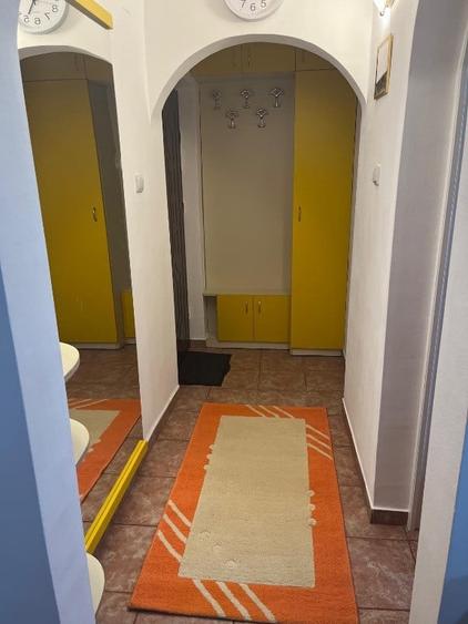 Apartament cu 2 camere semidecomandat în Giurgiului