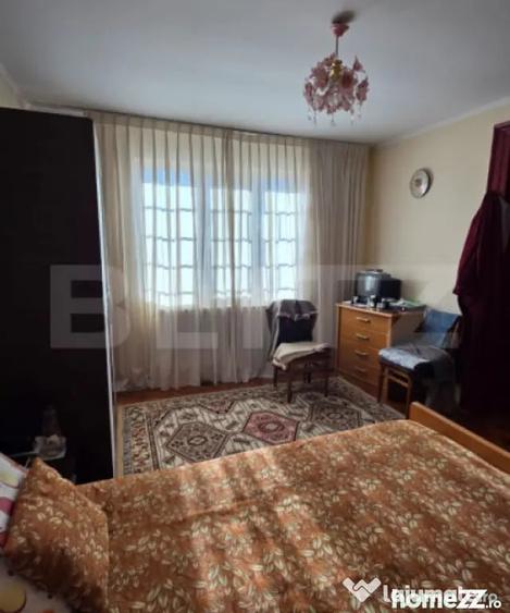 Casă cu 4 camere cu Teren 809 Mp în Central