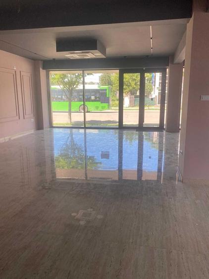 Spațiu comercial, de 170 mp, în Central