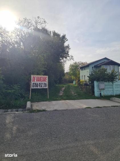 Teren de 1195 mp, în Albota