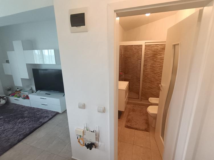 Apartament cu 2 camere decomandat, mobilat în Cug