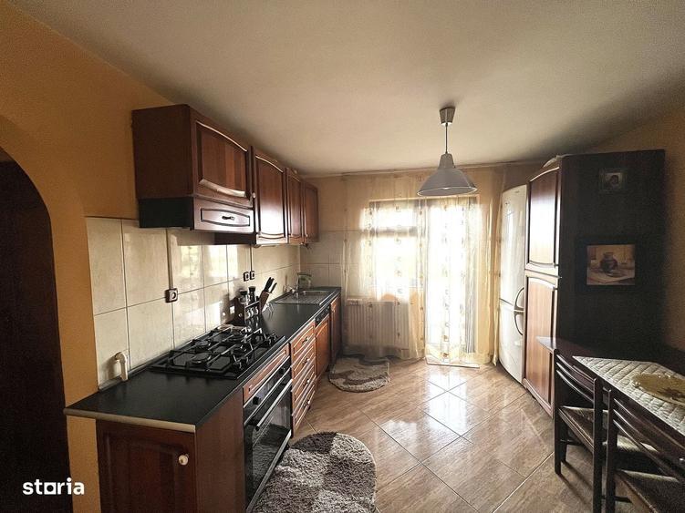 Apartament cu 3 camere în Mărtinești