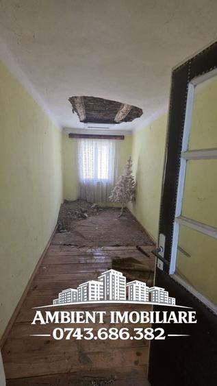 Casă individuală cu 3 camere cu Canalizare în Central