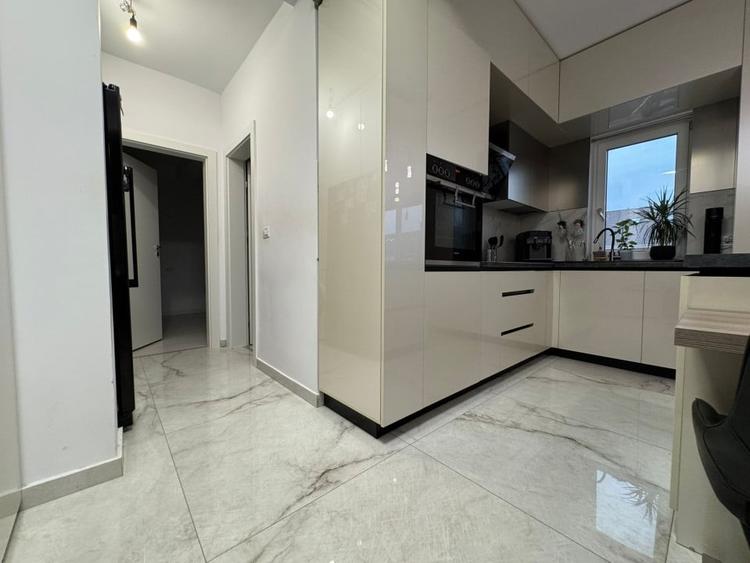 Apartament cu 3 camere decomandat, mobilat în Giroc