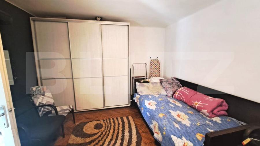 Casă cu 5 camere cu Teren 1350 Mp în Hălchiu
