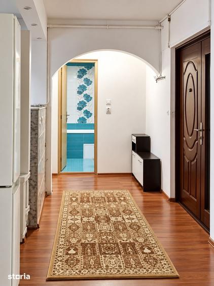 Apartament cu 2 camere decomandat în Central