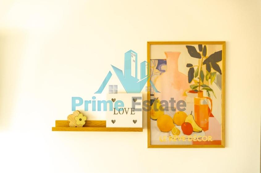 Apartament cu 2 camere semidecomandat, mobilat în Florești
