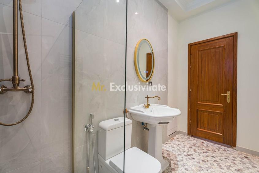 Casă individuală cu 6 camere cu Canalizare în Moșilor