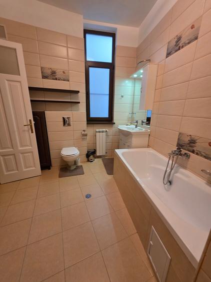 Apartament cu 4 camere în Dorobanți