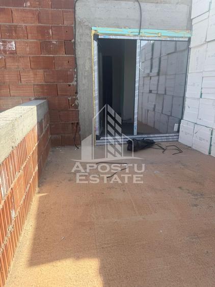 Duplex cu 4 camere cu Canalizare în Ghiroda