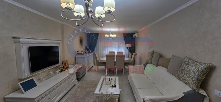 Apartament cu 3 camere decomandat în Babadag