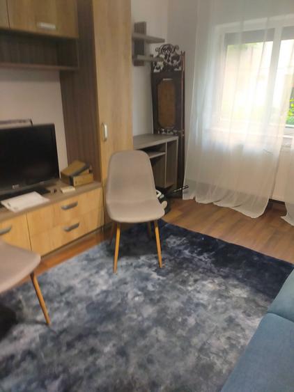 inchiriez apartament 2 camere , zona complex ciurchi - 6
