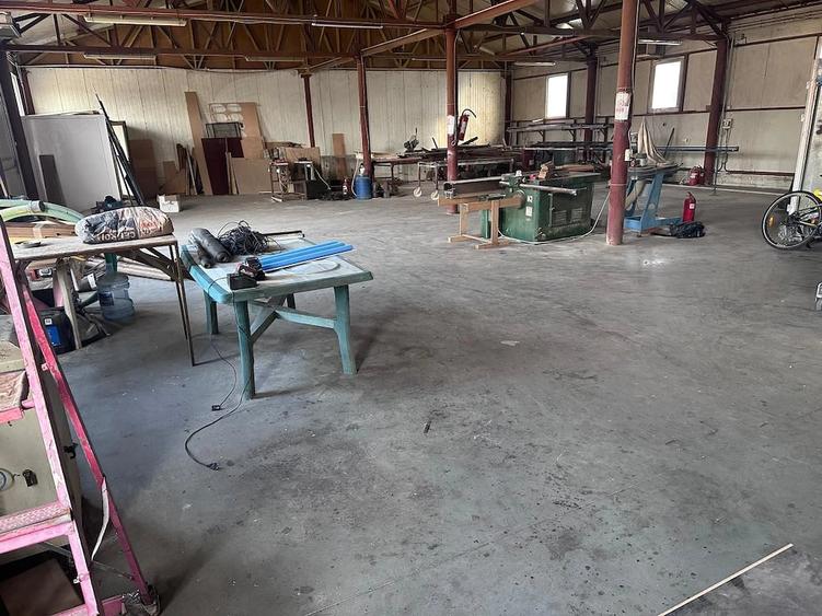 Spațiu comercial, de 180 mp, în Bariera Vâlcii