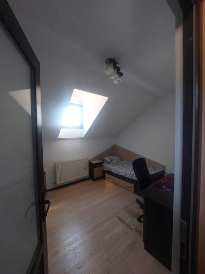 Apartament cu 4 camere decomandat în Ultracentral