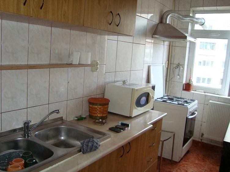 inchiriez apartament 2 camere - 7