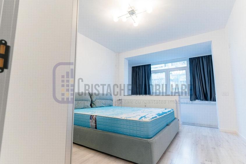 Apartament cu 3 camere semidecomandat, mobilat în Cantemir