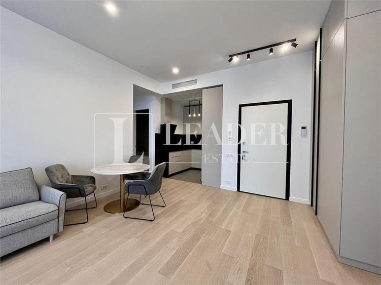 Apartament cu 2 camere semidecomandat, mobilat în Barbu Văcărescu