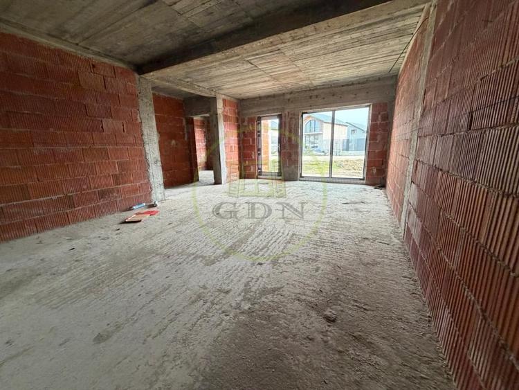 Casa 4 camere, teren 356 mp , Simnicul de Jos, zona Bariera Valcii - 3