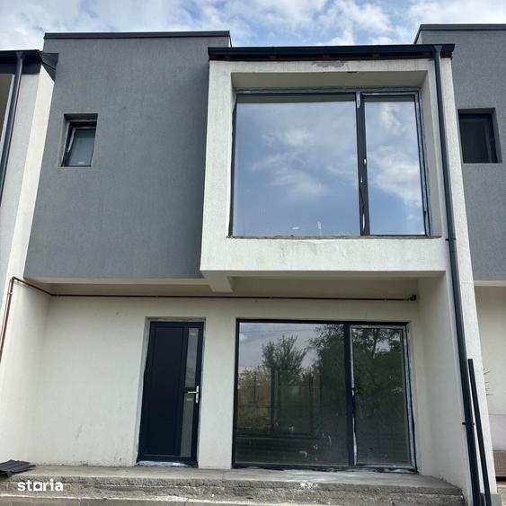 Casă cu 3 camere cu Teren 150 Mp în Trivale