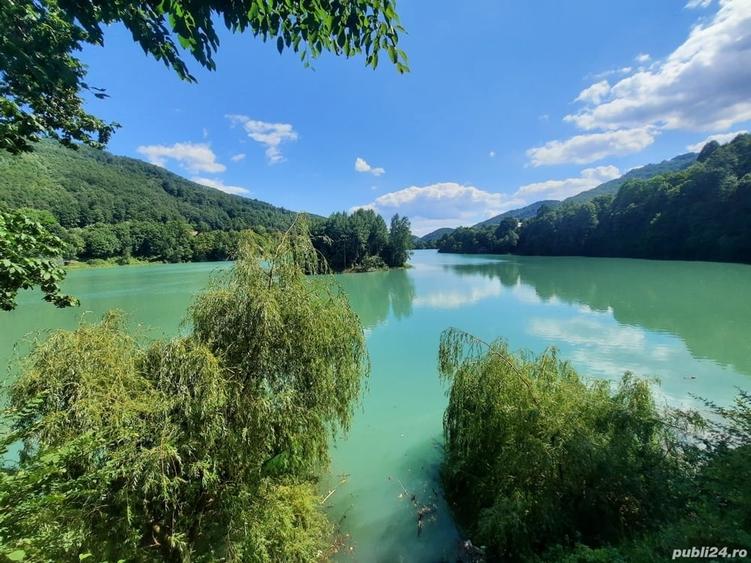 Teren de 1700 mp, în Valea Doftanei
