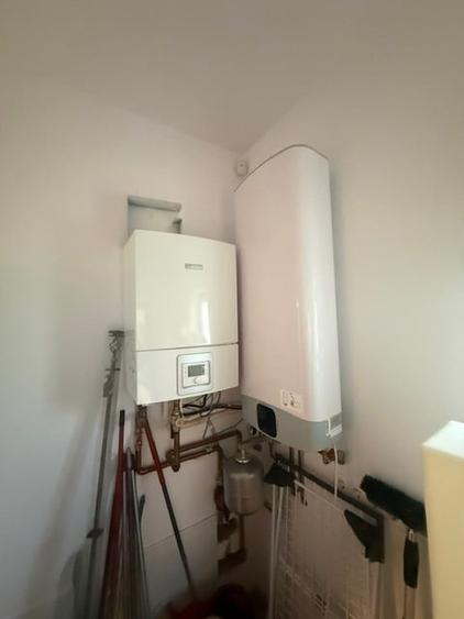 Casă individuală cu 3 camere cu Canalizare în Central