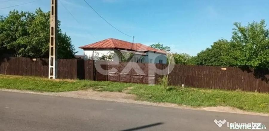 Casă cu 2 camere cu Teren 1274 Mp în Buzoești