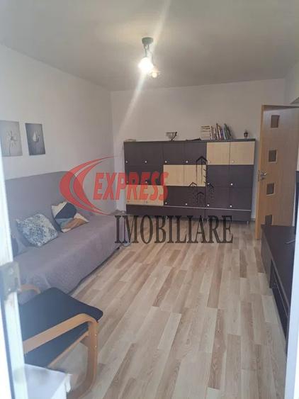 Apartament cu 2 camere decomandat în Dristor